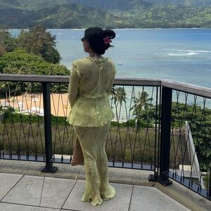 Meet your Posher, Justine